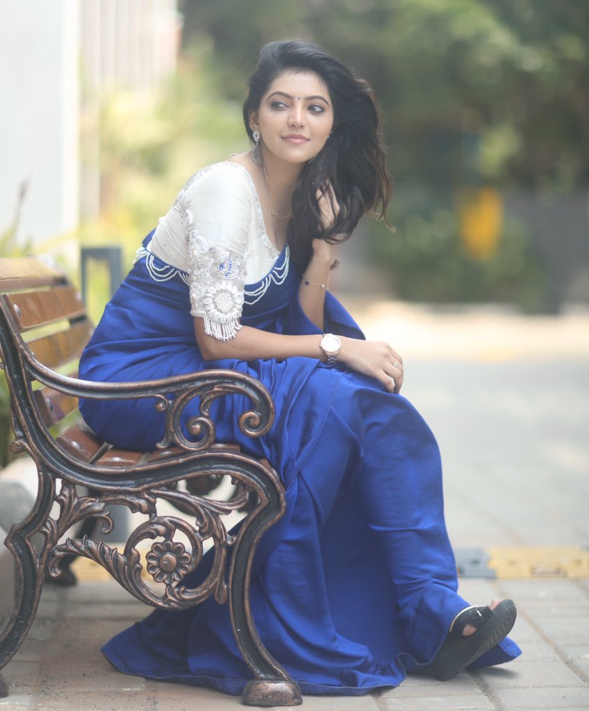 Athulya Ravi in a blue saree! | Fashionworldhub
