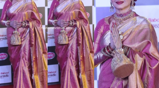Rekha in a pink Kanchipattu saree at Star Screen Awards