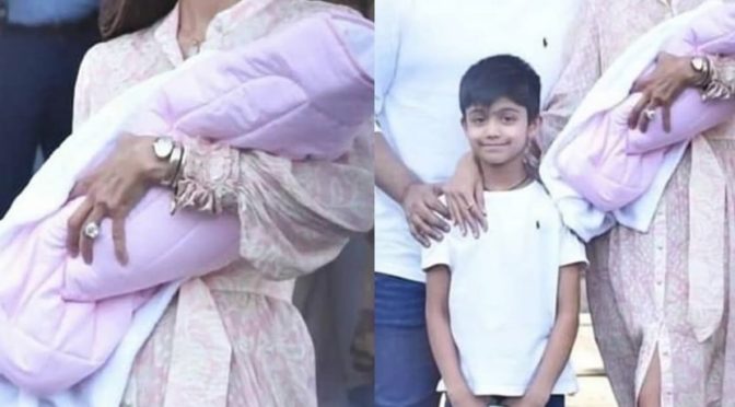 Shilpa shetty snapped out with her new born baby!