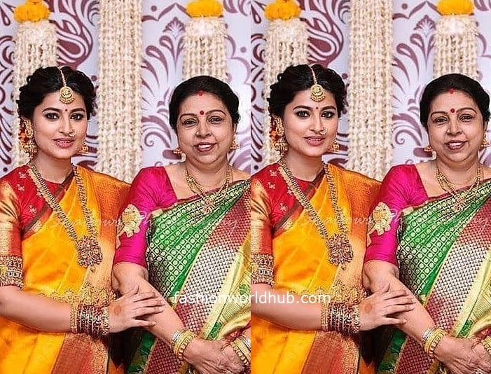 Actress Sneha and her mom in Kanjeevaram saree! | Fashionworldhub