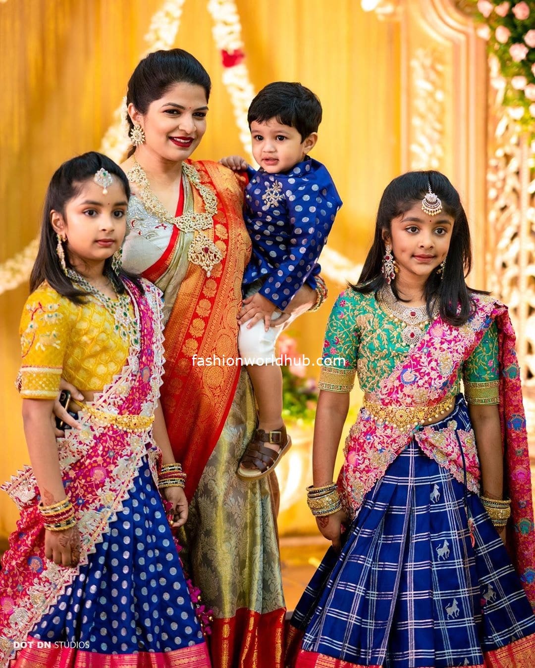 Vishnu Manchu family in Traditional outfits! | Fashionworldhub