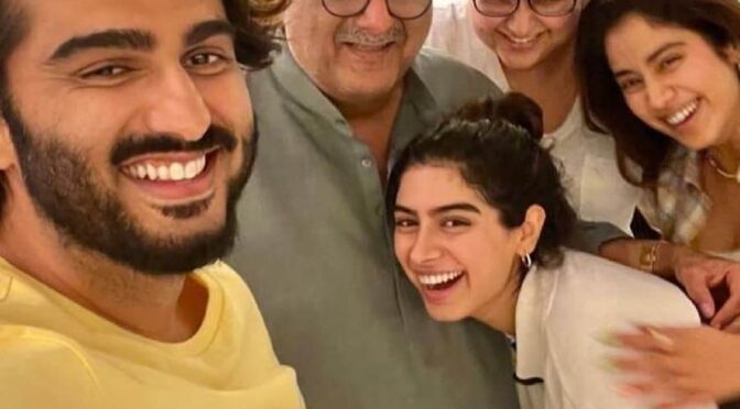 Kapoor Family celebrates father’s day!