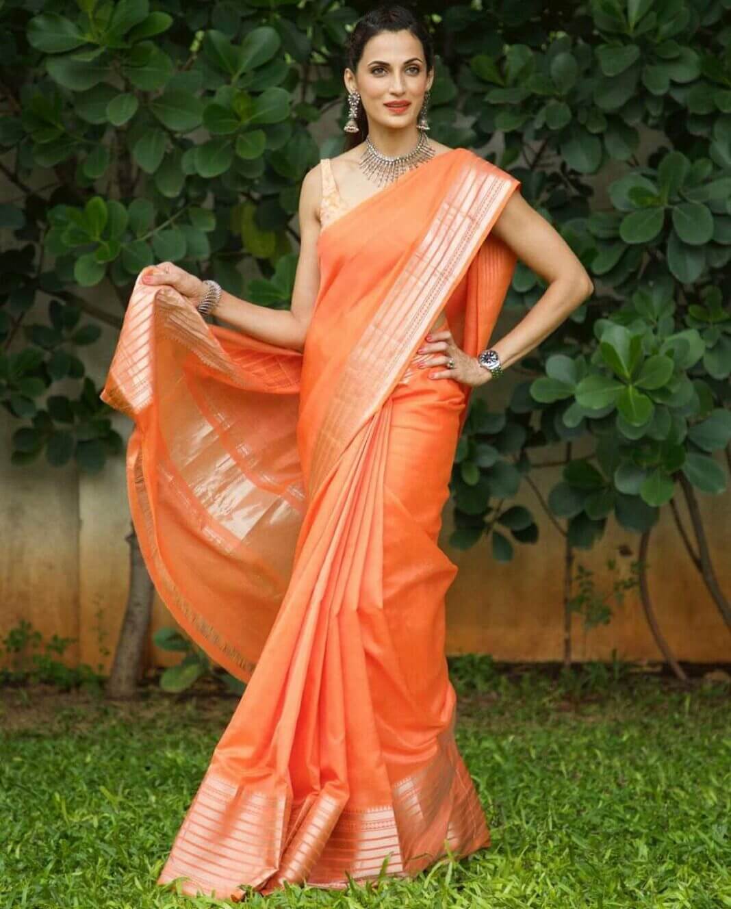 Shilpa-Reddy-in-an-orange-mangalgiri-saree-by-kankatala-for-qa-1-1068× ...