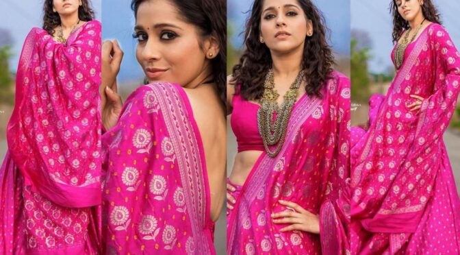Rashmi Gautam in pink bandhani lehenga set by Varahi couture!
