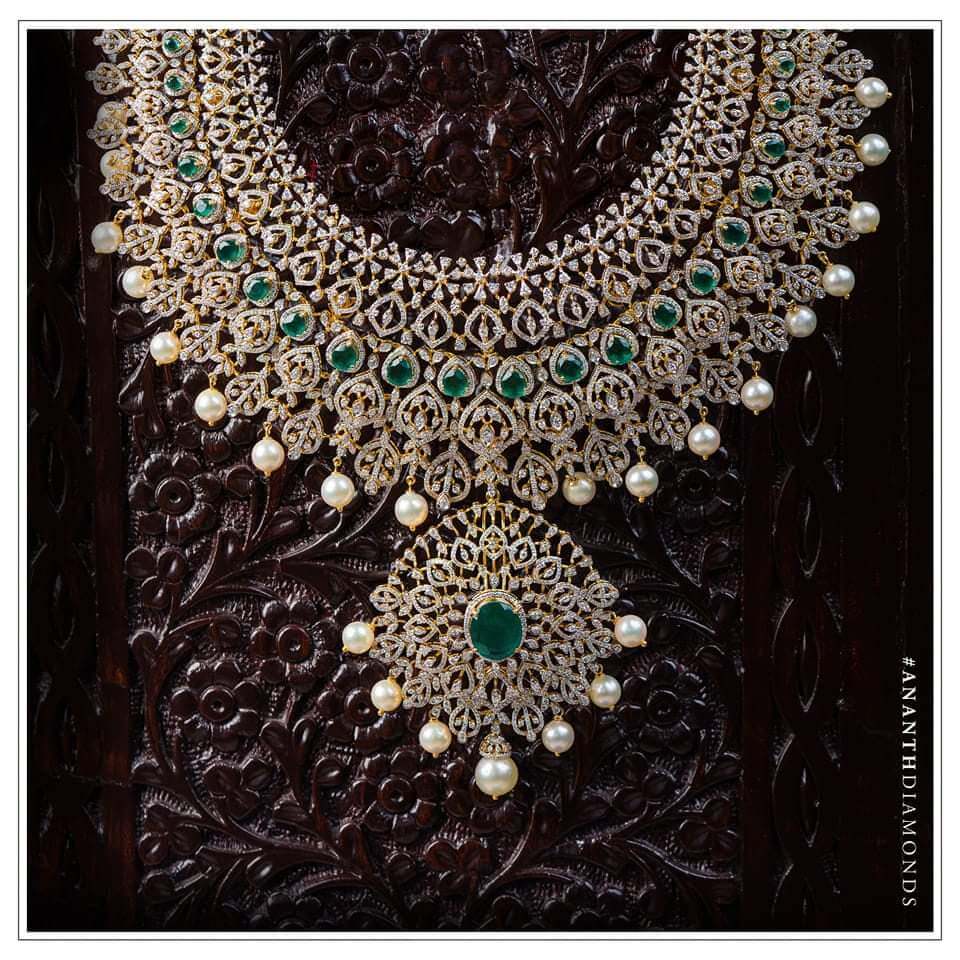 Diamond necklace with ruby and sapphire! | Fashionworldhub