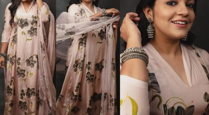 Aparna Balamurali looking stunning in a lilac floral kurta set!