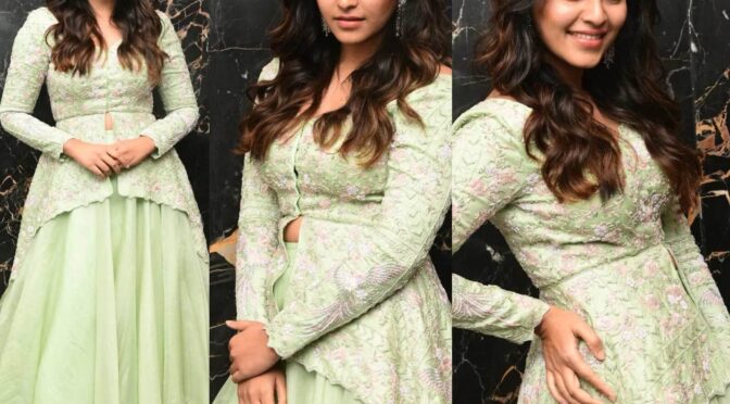 Anjali in a mint green skirt set for “Macherla Niyojakavargam” song launch!