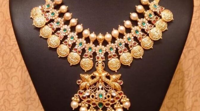 Antique gold peacock Kundan kasu necklace!