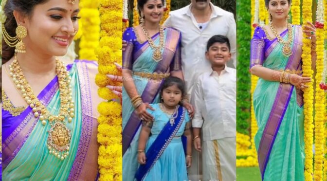 Actress Sneha prasanna family stuns in Traditional outfits!