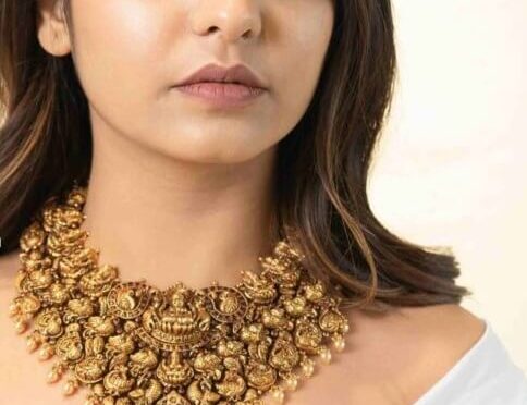 Heavy Antique Gold lakshmi necklace!