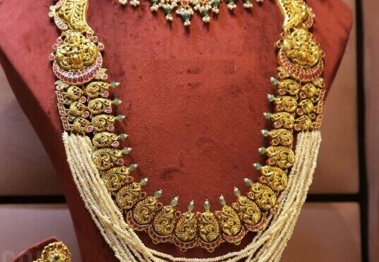 Long pearl chain and lakshmi Kundan choker