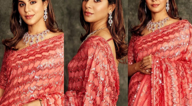 Upasana konidela looks beautiful in a designer saree!