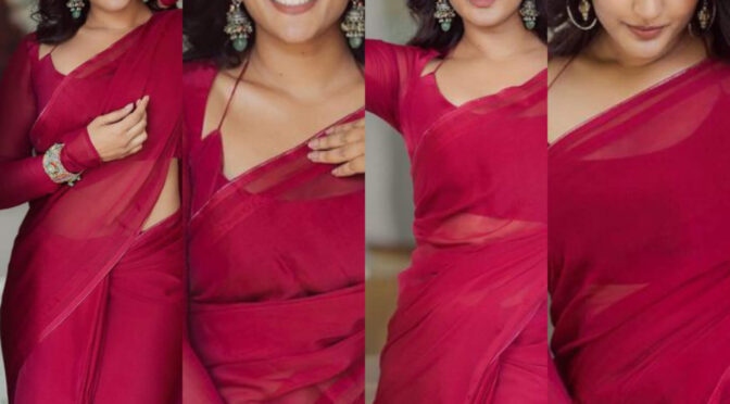 Esha Rebba looks pretty in a plain saree!