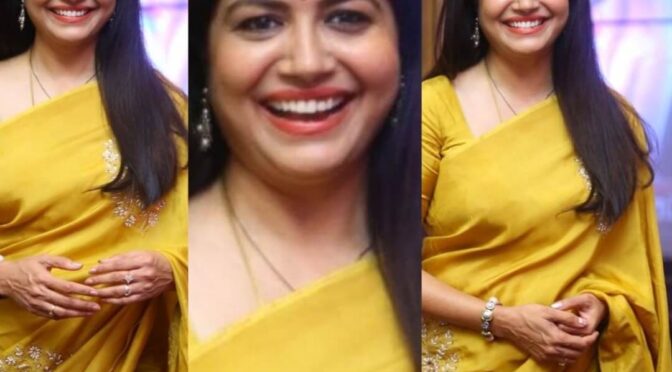 Singer Sunitha in Mustard Yellow saree at Sarkaru Naukri Movie Press Meet!