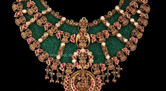 Gold nakshi necklace with lakshmi locket!