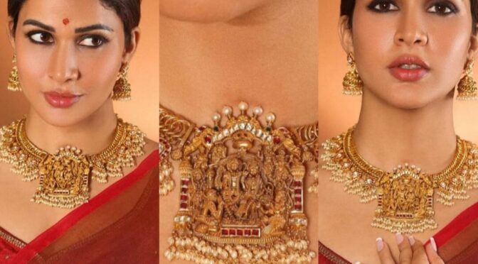Lavanya Tripati looks pretty in Ramparivar necklace!
